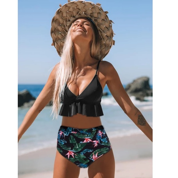 Other - NEW Bikini 2pcs swim set floral ruffles XL